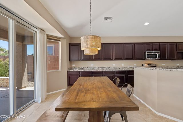 3430 W Bell Song Place, Marana, AZ 85658