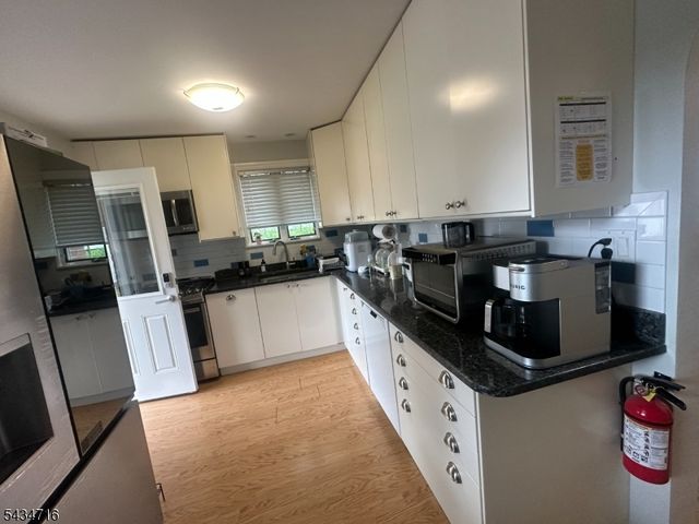 13 Hedman Pl, Fair Lawn Boro, NJ 07410
