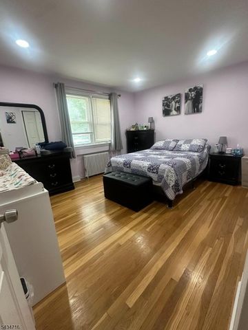 13 Hedman Pl, Fair Lawn Boro, NJ 07410