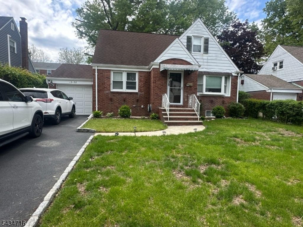 13 Hedman Pl, Fair Lawn Boro, NJ 07410