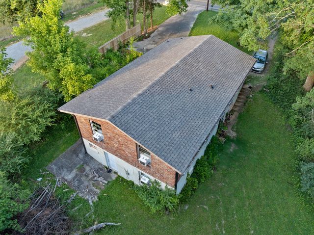 946 Greenwood Ave, Clarksville, TN 37040