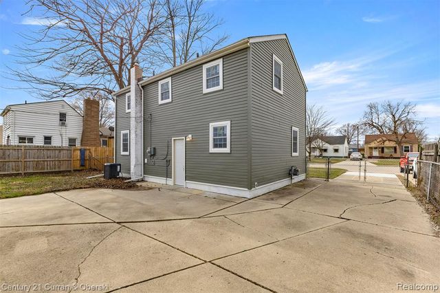 13367 Fordline Street, Southgate, MI 48195