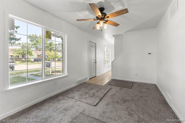 13367 Fordline Street, Southgate, MI 48195