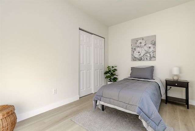 325 B Street NE, Auburn, WA 98002