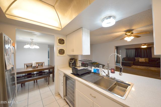 6737 W OREGON Avenue, Glendale, AZ 85303