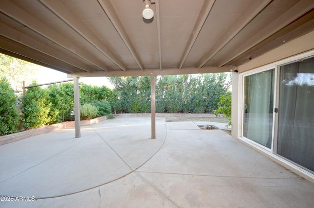 6737 W OREGON Avenue, Glendale, AZ 85303