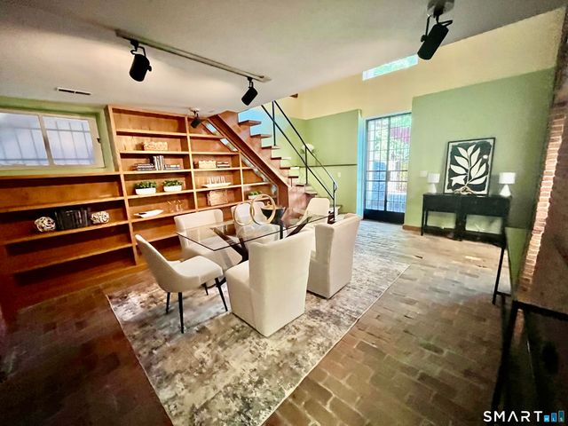 621 Chapel Street A, New Haven, CT 06511
