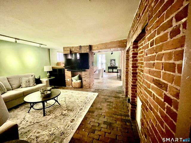 621 Chapel Street A, New Haven, CT 06511