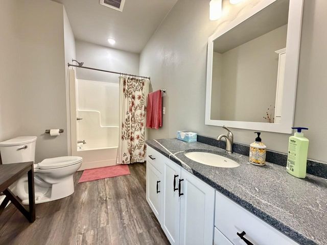 736 Oak Trail, Fergus Falls, MN 56537