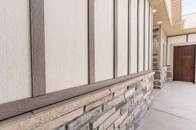 736 Oak Trail, Fergus Falls, MN 56537