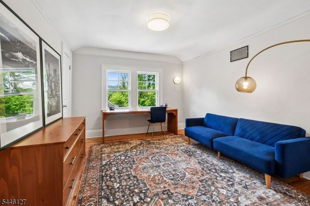 29 Oakview Ave, Maplewood Twp., NJ 07040