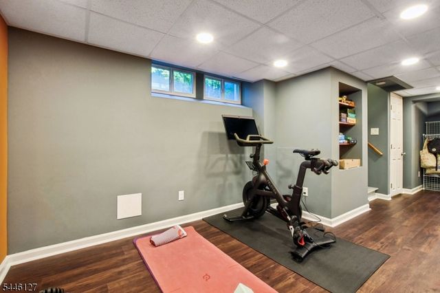 29 Oakview Ave, Maplewood Twp., NJ 07040