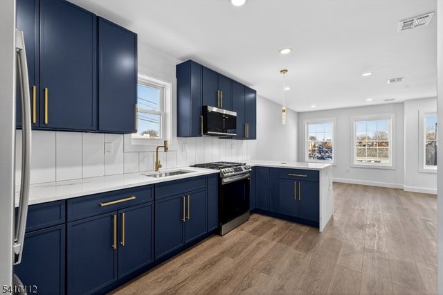 687 18Th Ave, Irvington Twp., NJ 07111