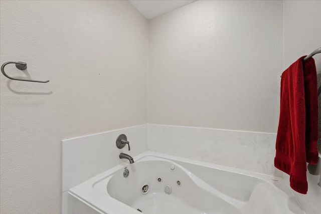 7816 Fairwood Court, Fort Worth, TX 76179