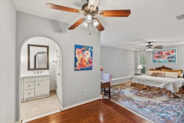 7816 Fairwood Court, Fort Worth, TX 76179