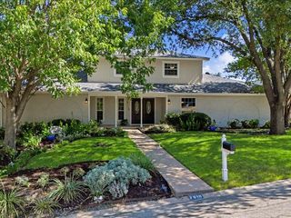 7816 Fairwood Court, Fort Worth, TX 76179