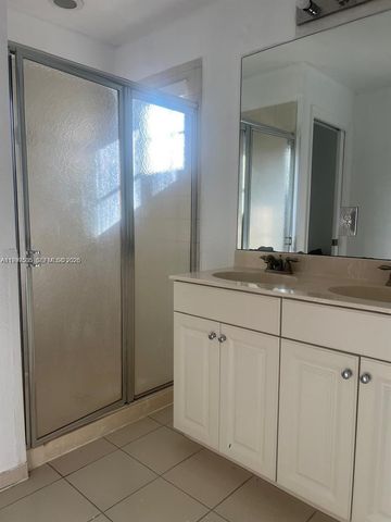 969 Abaco Ln, Riviera Beach, FL 33404