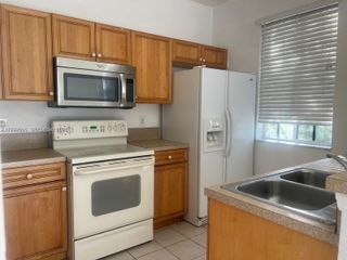 969 Abaco Ln, Riviera Beach, FL 33404