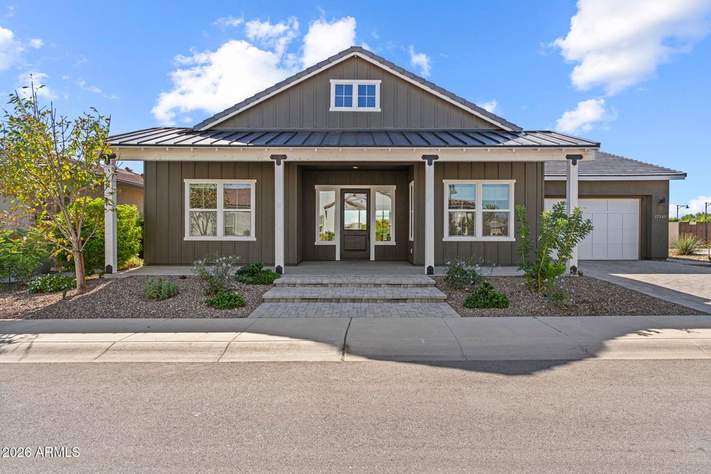 17549 W GUTHRIE Street, Surprise, AZ 85388