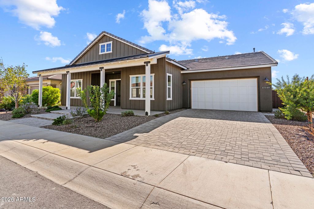 17549 W GUTHRIE Street, Surprise, AZ 85388 — photo 3