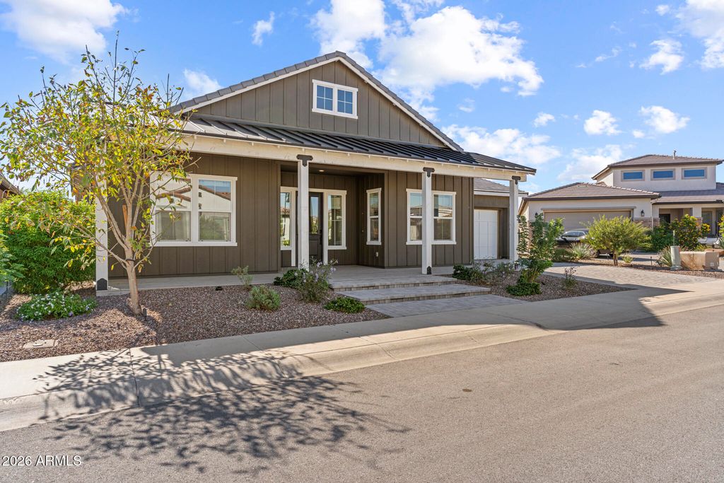 17549 W GUTHRIE Street, Surprise, AZ 85388 — photo 4