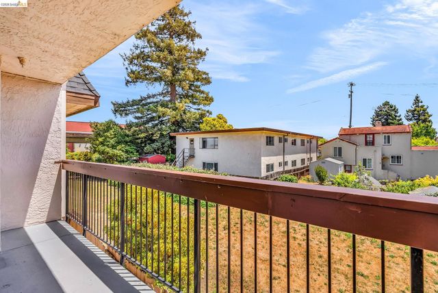417 Evelyn Ave 205, Albany, CA 94706