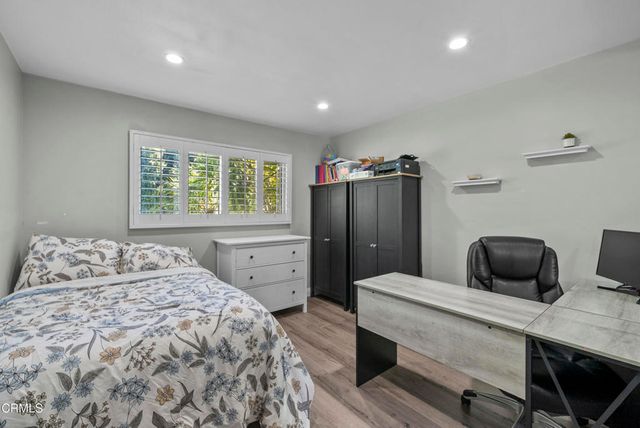 23820 Hartland Street, Los Angeles, CA 91307
