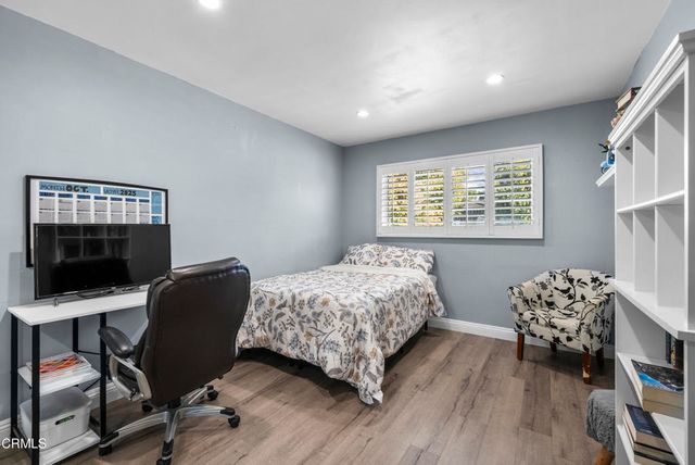 23820 Hartland Street, Los Angeles, CA 91307