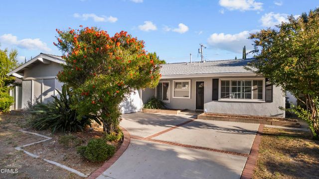 23820 Hartland Street, Los Angeles, CA 91307