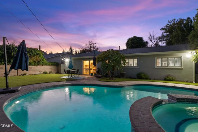 23820 Hartland Street, Los Angeles, CA 91307