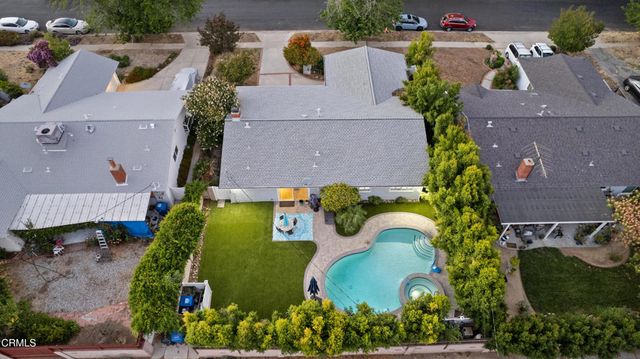 23820 Hartland Street, Los Angeles, CA 91307
