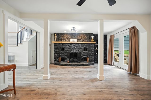 3270 Ripley Island Road, Afton, TN 37616