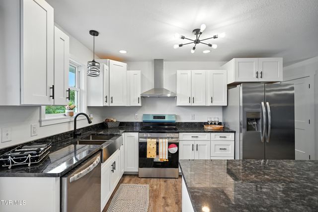 3270 Ripley Island Road, Afton, TN 37616