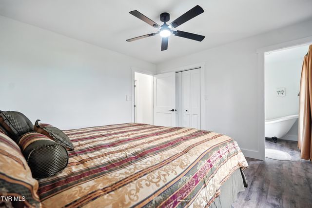 3270 Ripley Island Road, Afton, TN 37616