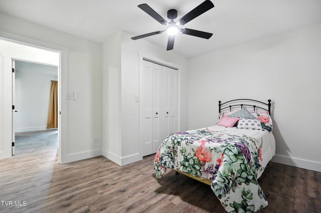 3270 Ripley Island Road, Afton, TN 37616