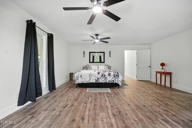 3270 Ripley Island Road, Afton, TN 37616