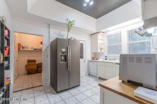 440 E 6TH Street, Jacksonville, FL 32206