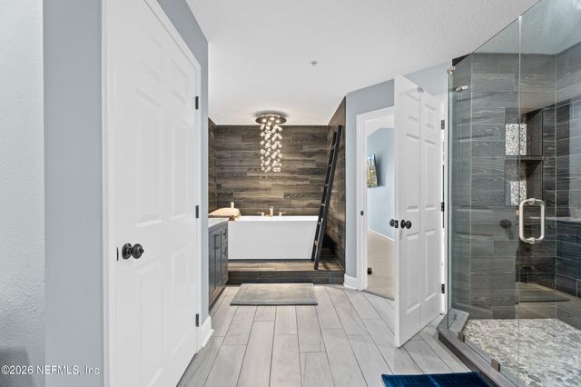 1478 RIVERPLACE Boulevard 803, Jacksonville, FL 32207