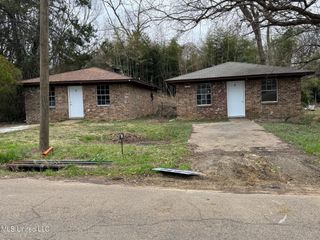 108 Myer Avenue, A&B, Jackson, MS 39209