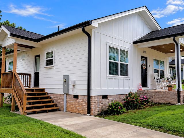 988 Johnson Boulevard SE, Cleveland, TN 37311