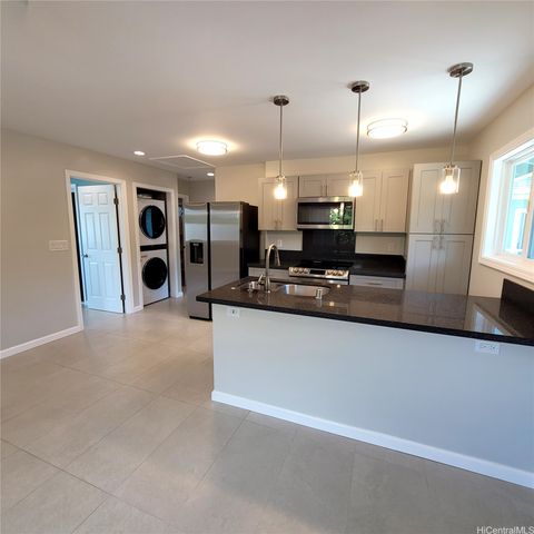 1505-B KANAPUU Drive, Kailua, HI 96734