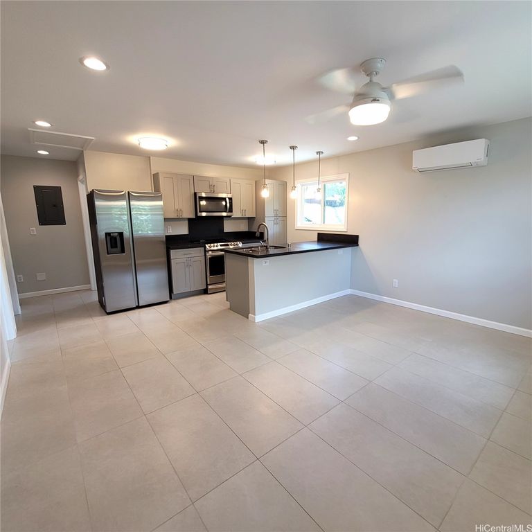 1505-B KANAPUU Drive, Kailua, HI 96734