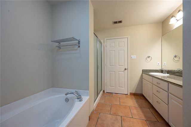 4245 Santa Fe St, Corpus Christi, TX 78411
