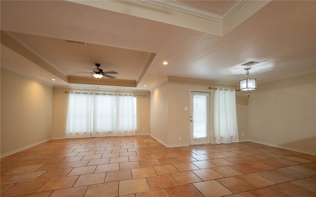 4245 Santa Fe St, Corpus Christi, TX 78411