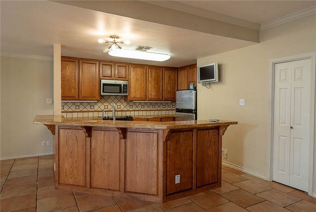 4245 Santa Fe St, Corpus Christi, TX 78411