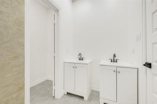 313 Avenue B, South Houston, TX 77587