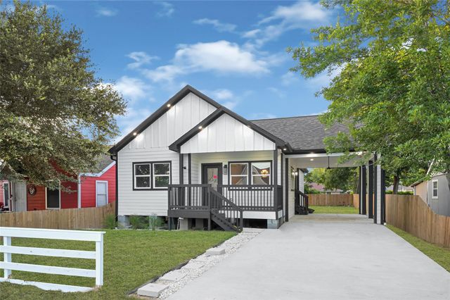 313 Avenue B, South Houston, TX 77587