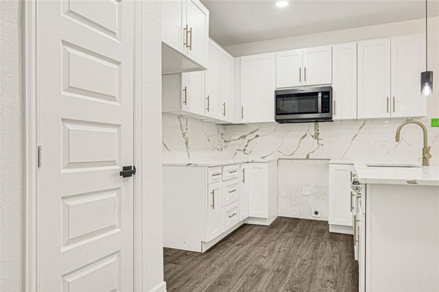 313 Avenue B, South Houston, TX 77587