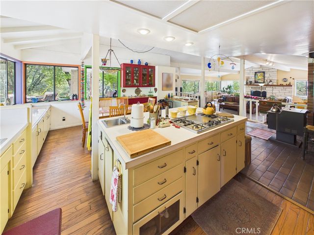 6650 Feliciana Mountain, Midpines, CA 95345