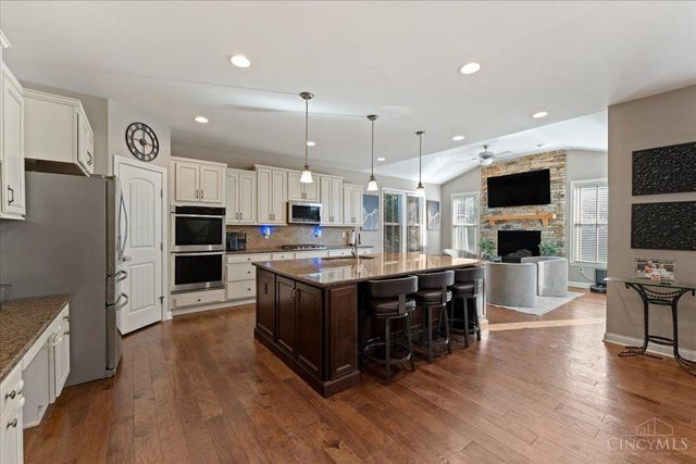 1262 Bluegrass Boulevard, Batavia Twp, OH 45103